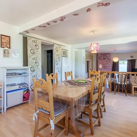 Appartement Le Grand Clos - Maison Avec Parking Privé *